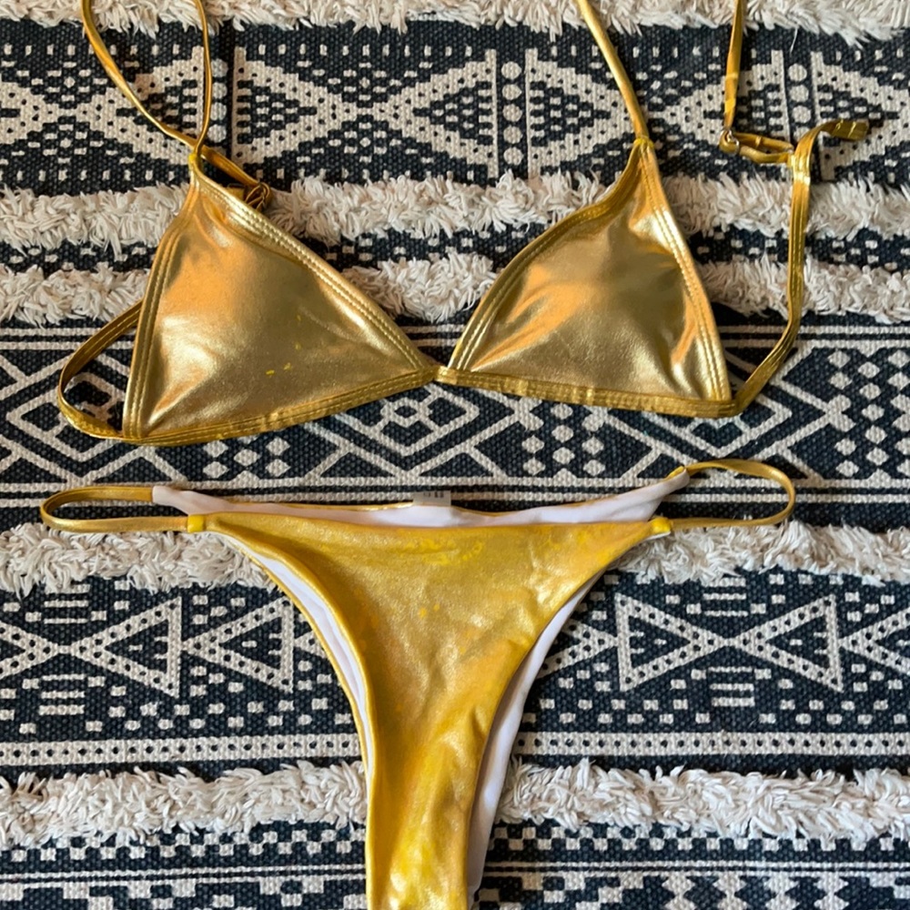 Gold bikini
